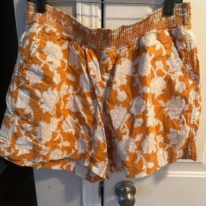 Briggs New York Orange and White Floral Shorts Summer Vacation